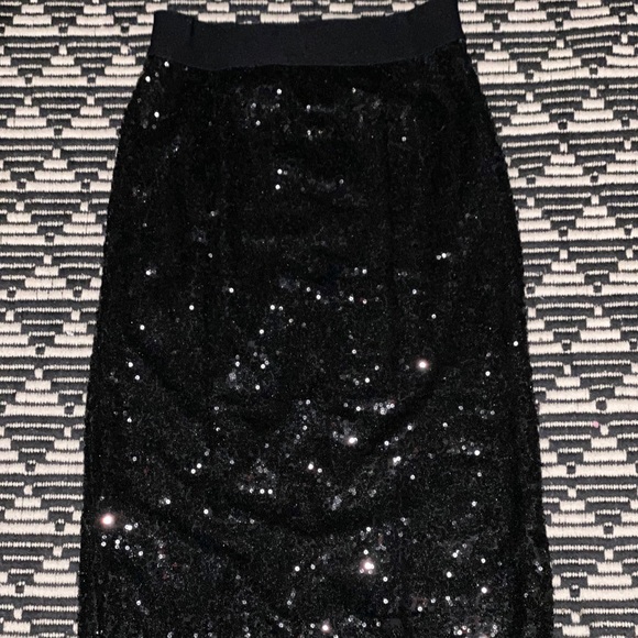 Sparkly skirt - Picture 1 of 1
